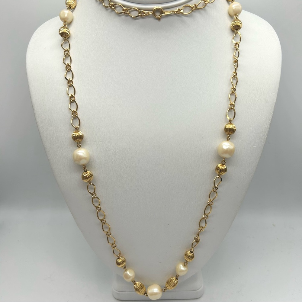 Avon Vintage Gold Beaded Faux Pearl Necklace